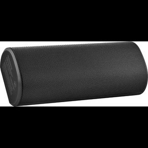 Insignia Portable Speaker with Power Bank